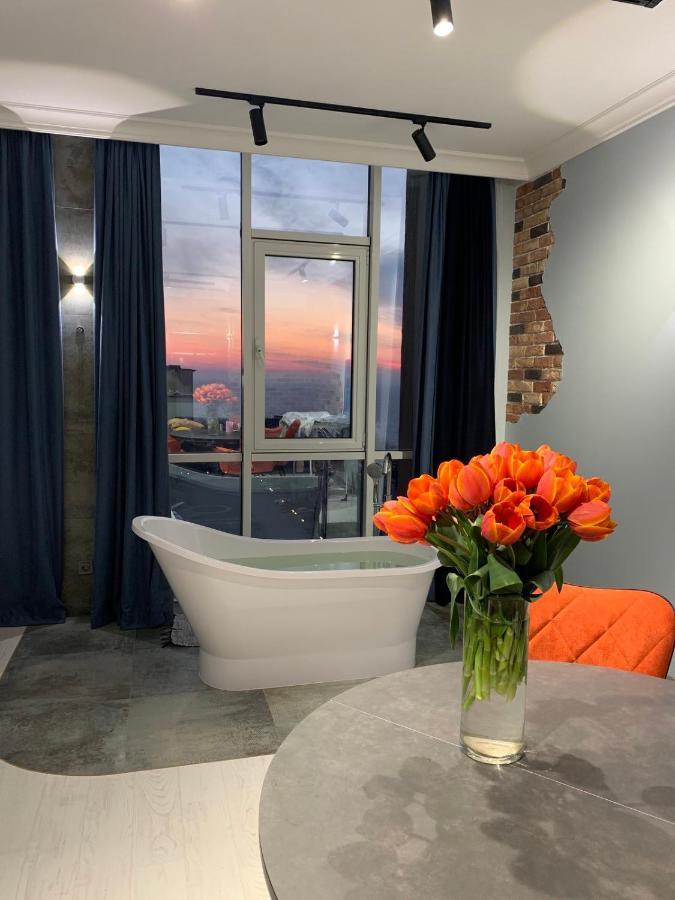 Vip Apartments With Sea View In Odessa Экстерьер фото